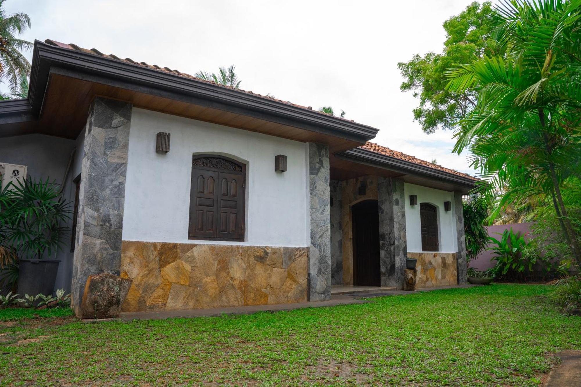 Villa Tangalle Lagoon Exterior photo