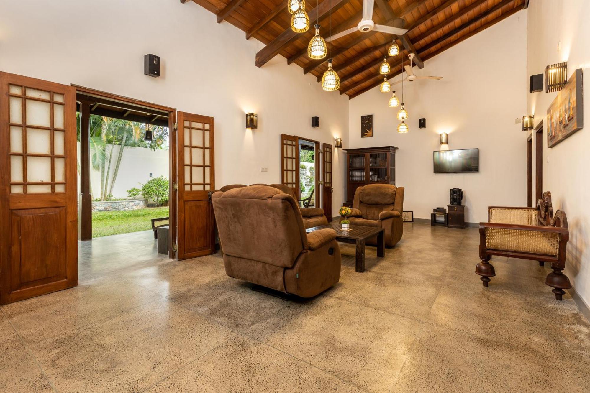 Villa Tangalle Lagoon Room photo